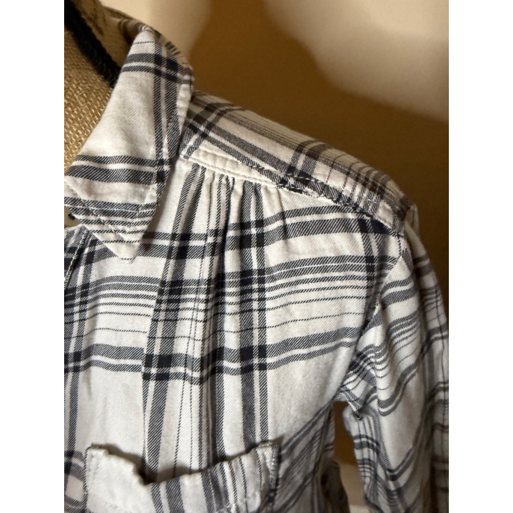 EUC Pilcro from Anthropologie Flannel - Picture 4 of 10